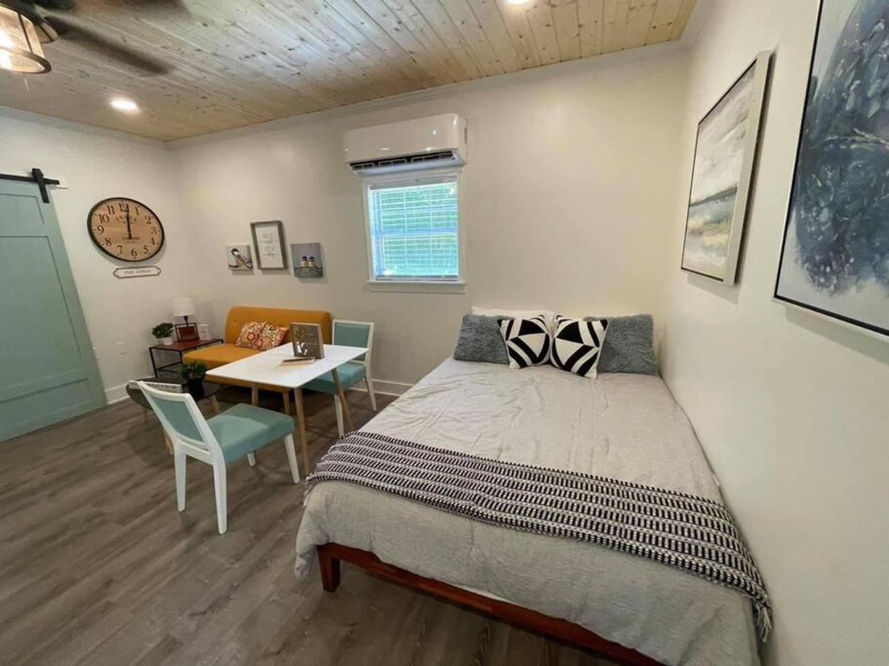 Beautifully Renovated Studio 2 Miles From Marina! Winchester Zewnętrze zdjęcie