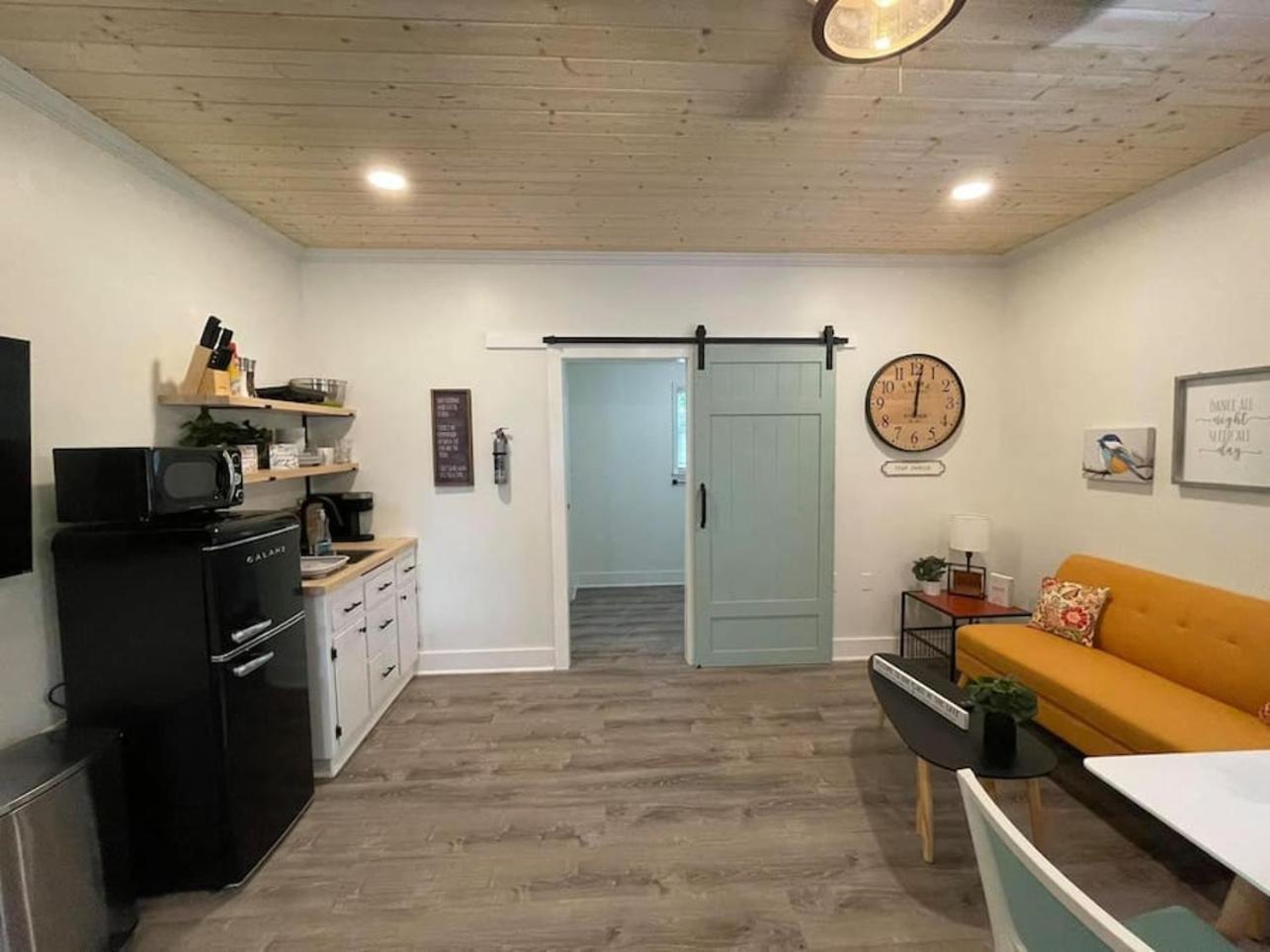 Beautifully Renovated Studio 2 Miles From Marina! Winchester Zewnętrze zdjęcie